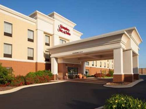 Hampton Inn & Suites Chicago/Saint Charles Exteriör bild